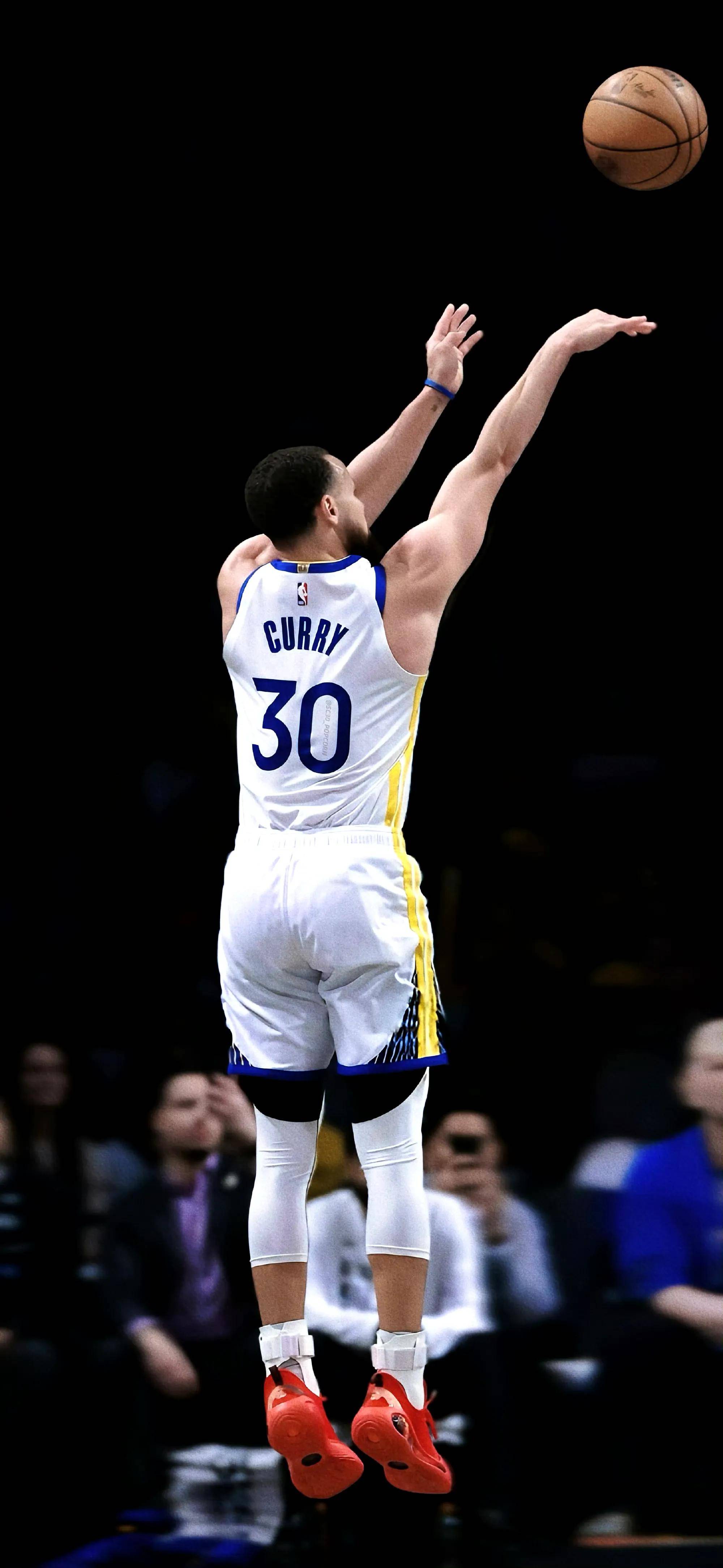 年轻球队拥 年轻球队拥